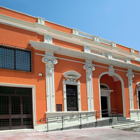 Bed and Breakfast Domus Salentina Leverano Exterior foto