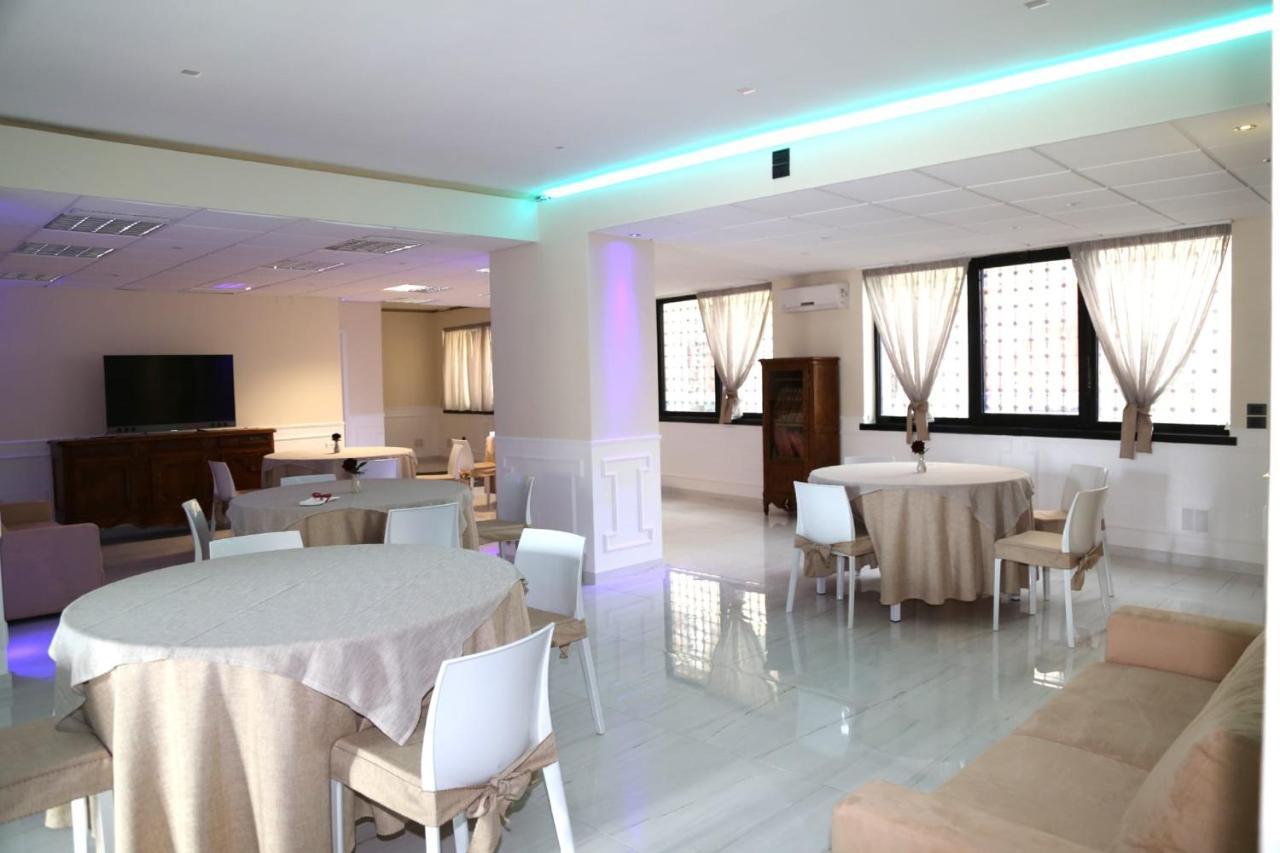 Bed and Breakfast Domus Salentina Leverano Exterior foto